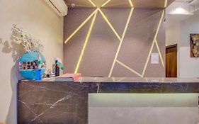 Oyo 76180 Hotel Meriton Mumbai India